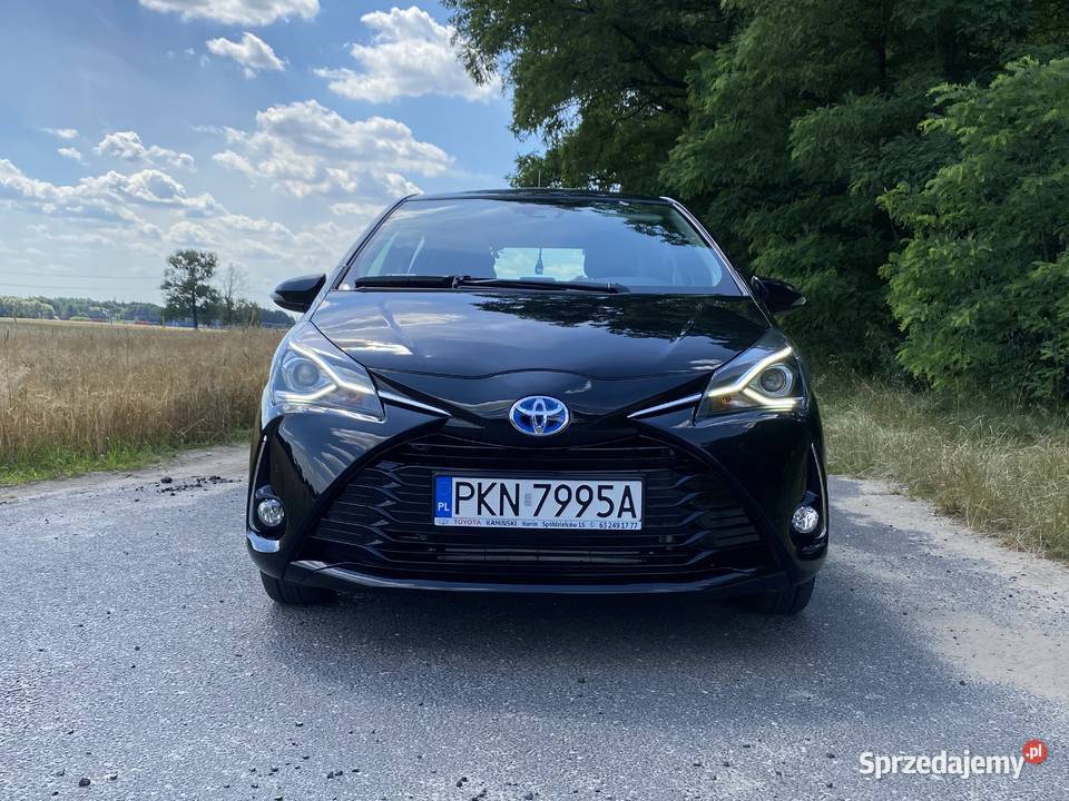 Toyota Yaris 15 hybryda 13 100KM Kozarzewek