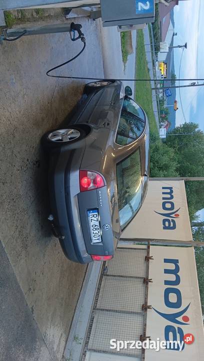 Volkswagen Passat hak Harta