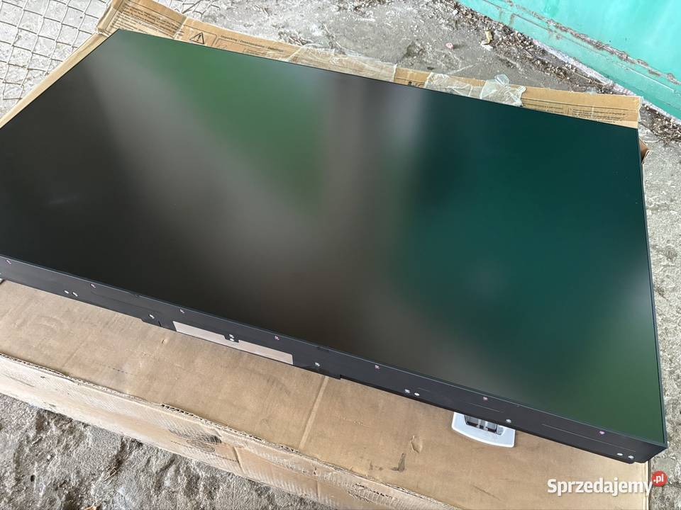 Monitor 64 25" i większe Piła