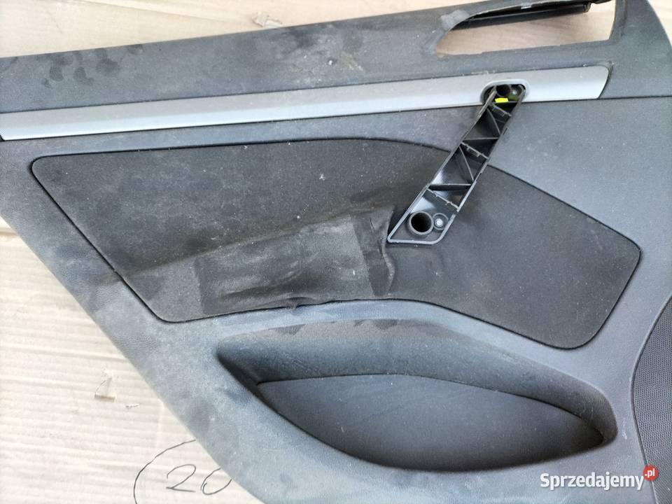 SKODA OCTAVIA II 2 BOCZEK DRZWI LEWY TYŁ Kamień-Kolonia