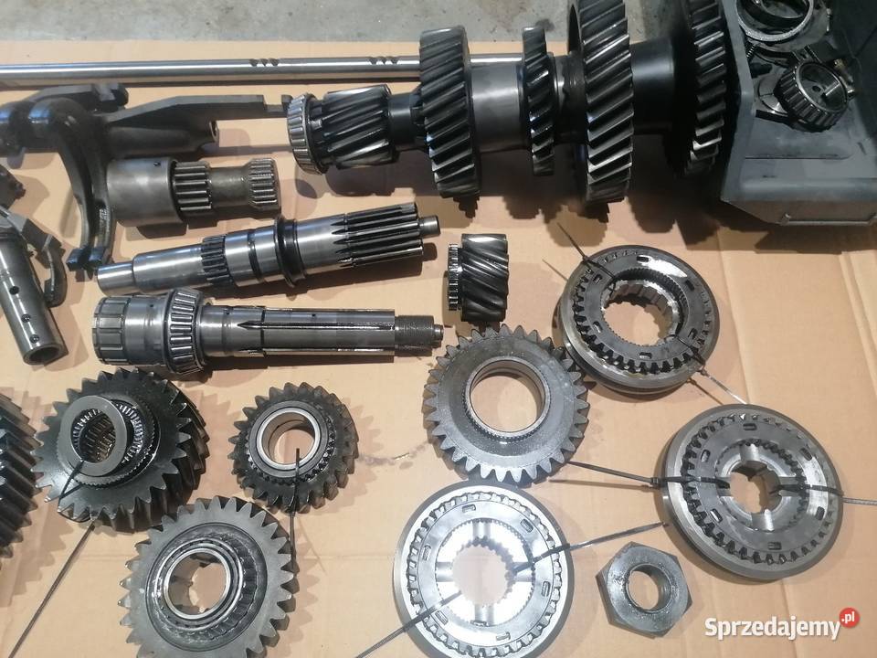 Części skrzyni biegów Massey Ferguson 5425 5435 Andrychów