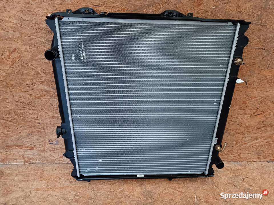 CHŁODNICA WODY TOYOTA LAND CRUISER J90 34i V6 96 sprzedam