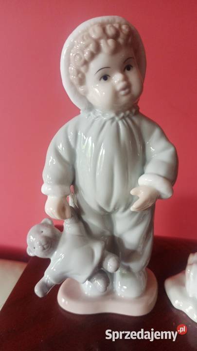 Figurka Niemowlak z Misiem Bez sygnatury Porcelana i szkło