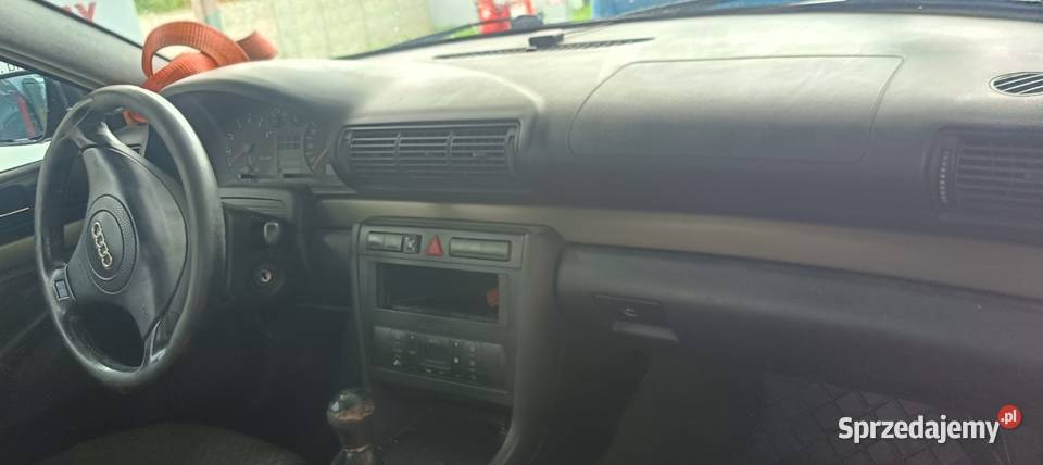 Audi A4 B5 FL Na części a31 LZ5L 18T APU Myszków