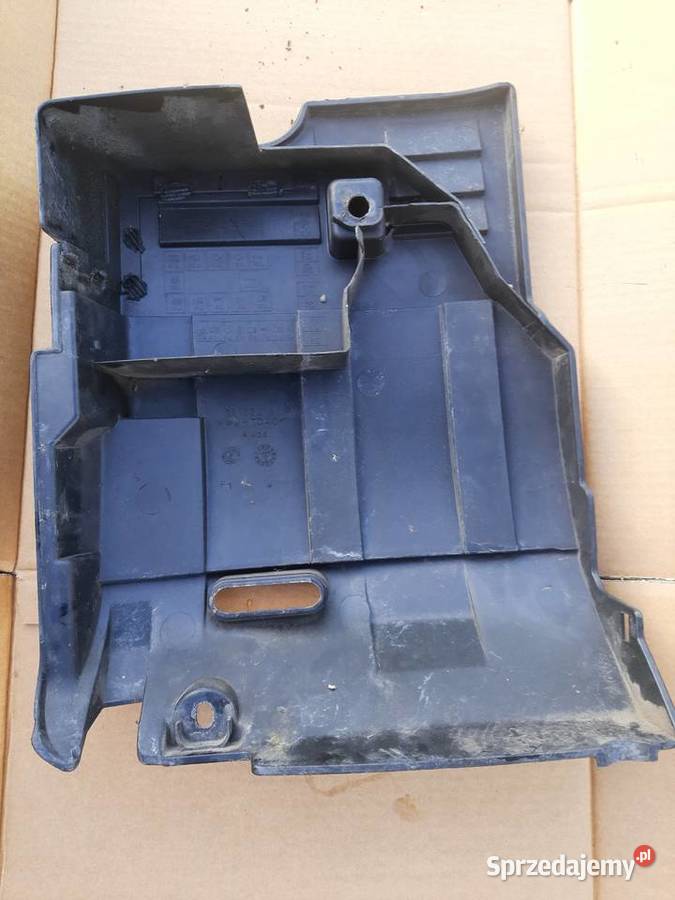 GÓRNA OSŁONA POKRYWA AKUMULATORA FIAT STILO