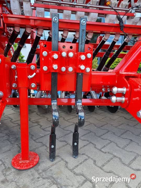 Siewnik dwutalerzowy zbożowy z komputerem 30 m mazowieckie Ciechanów
