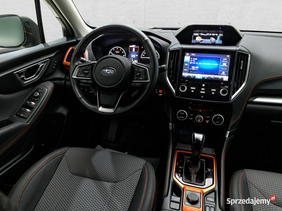 Subaru Forester V 2019 Rok produkcji 2021 Komorniki sprzedam