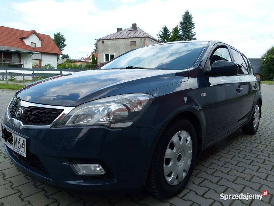 kia ceed Lift Gaz niski przebieg Rok produkcji 2010 Cee'd Daleszyce