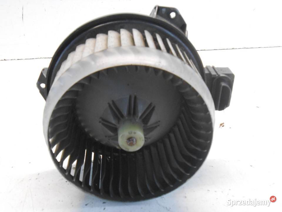 WENTYLATOR DMUCHAWA TOYOTA YARIS II AV2727000311 Dmuchawy wielkopolskie