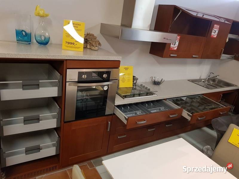 Kuchnia Black Red White Capital 35th Avenue wielkopolskie Kalisz