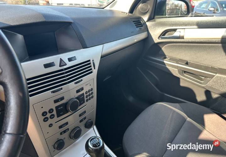 Opel Astra 14 2008 nieuszkodzony Łask sprzedam