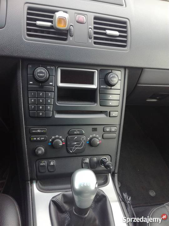 Volvo XC 90 24 D5 SkóraklimaWebasto7 osób 4x4 napęd 4x4