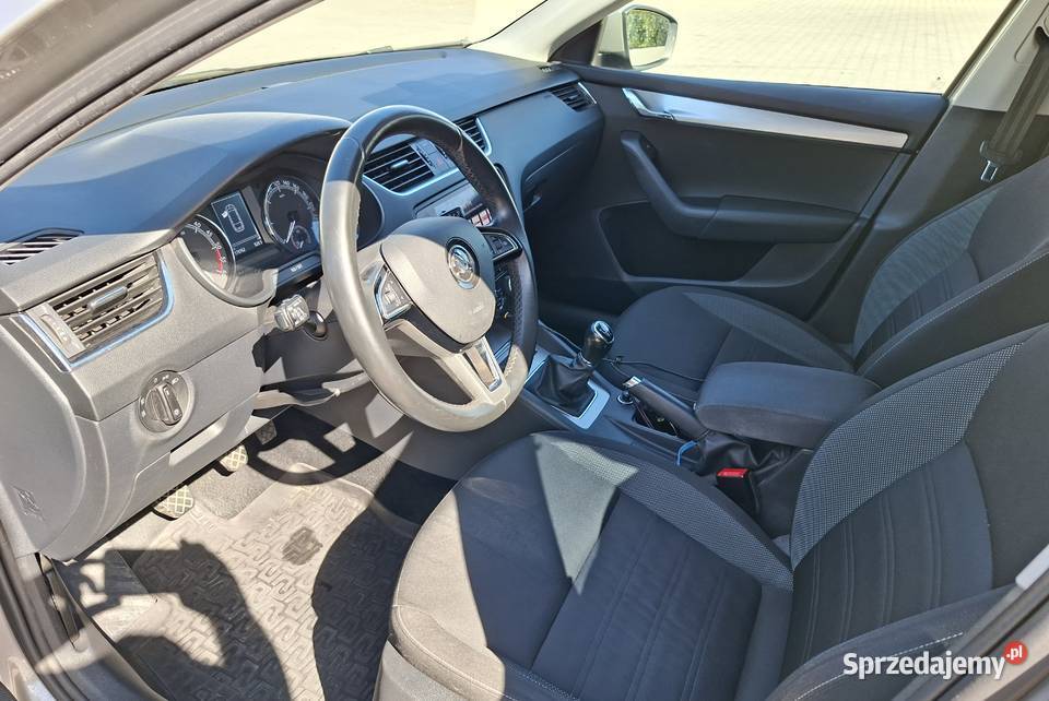 SKODA OCTAVIA polski salon 2018 komputer pokładowy Octavia Brzeg