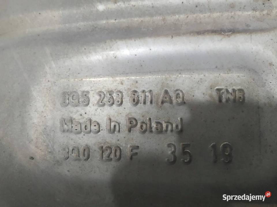 TŁUMIK LEWY TYŁ 20 TSI 3Q5253611AQ Skoda Superb