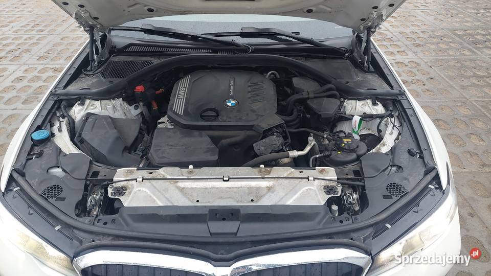 BMW seria 3 g21 Sport Line 320d 190 2019 Wilczyn