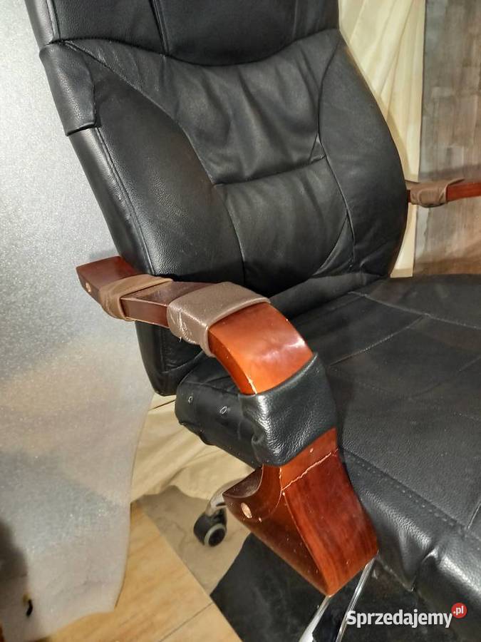 Fotel obrotowy biurowy czarny skóra