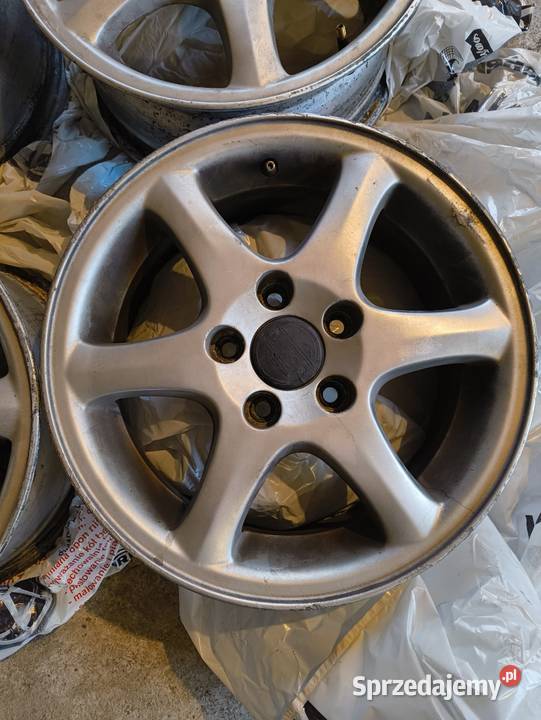 Volvo alufelgi 15 Tomaszów Mazowiecki