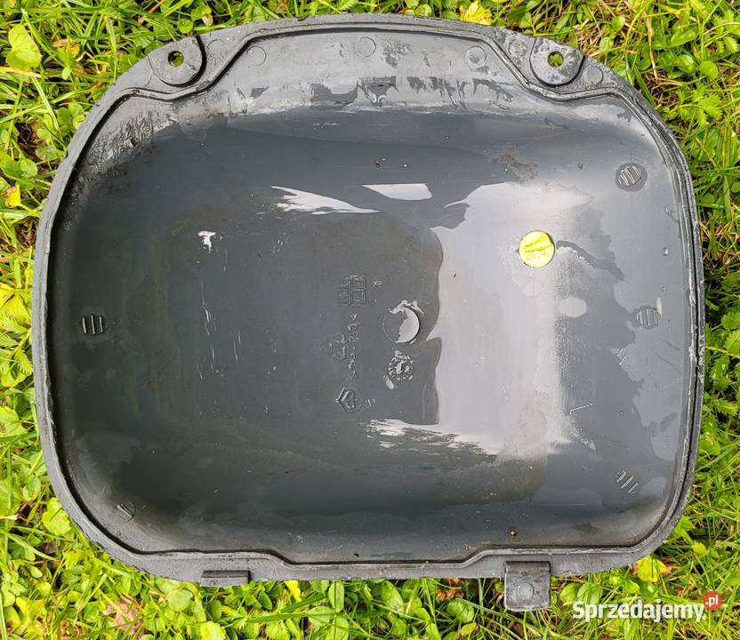 oslona wypelnienie pod siedzeniem PIAGGIO ZIP Piła sprzedam