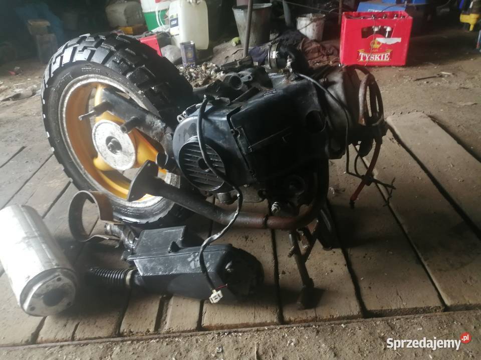 Skuter 4t silnik 80cc koło 12