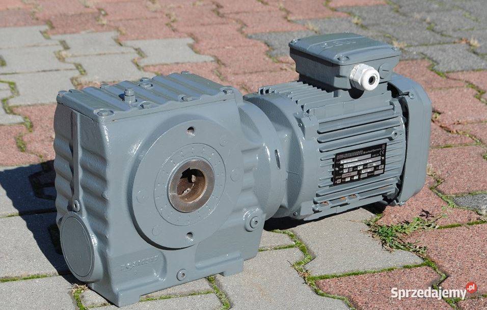 Motoreduktor kątowy 11kw 50obrmin firmy SEW Kargowa