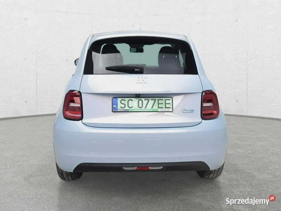 Fiat 500e Komorniki