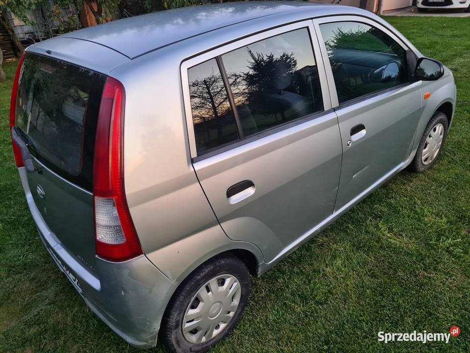 Daihatsu cuore 4 l na 100 Chęciny sprzedam