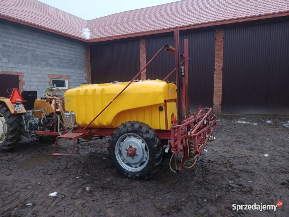 Opryskiwacz ciagany 1500 litrów belka 15m pilmet Kutno