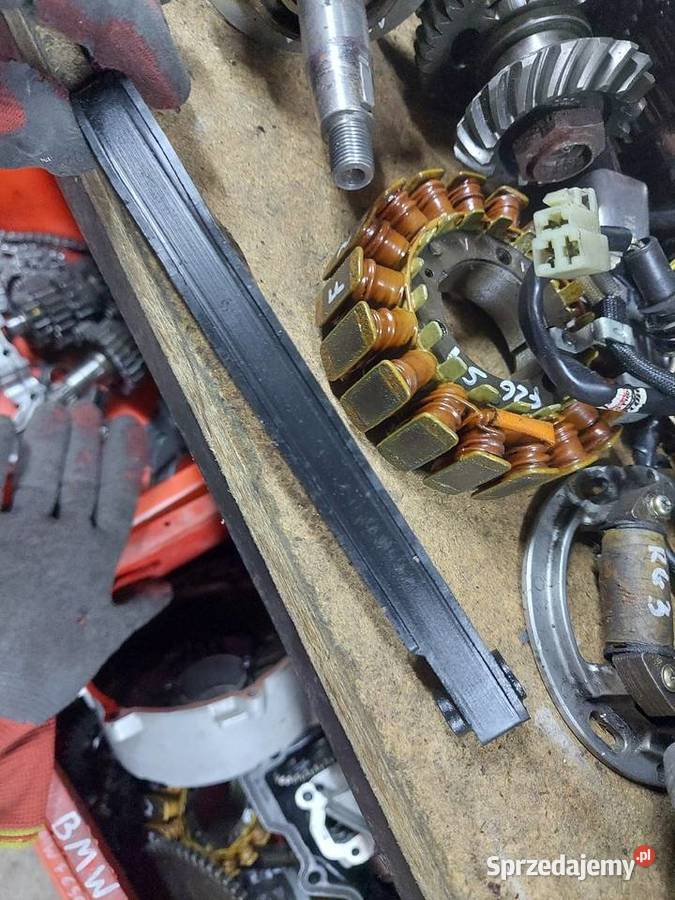 Suzuki DR 800 ślizg prowadnica łańcucha rozrządu Jelenia Góra