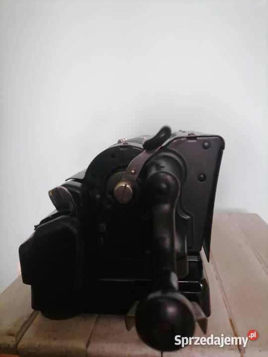 Stara maszyna do liczenia z lat 50 tych Kraków