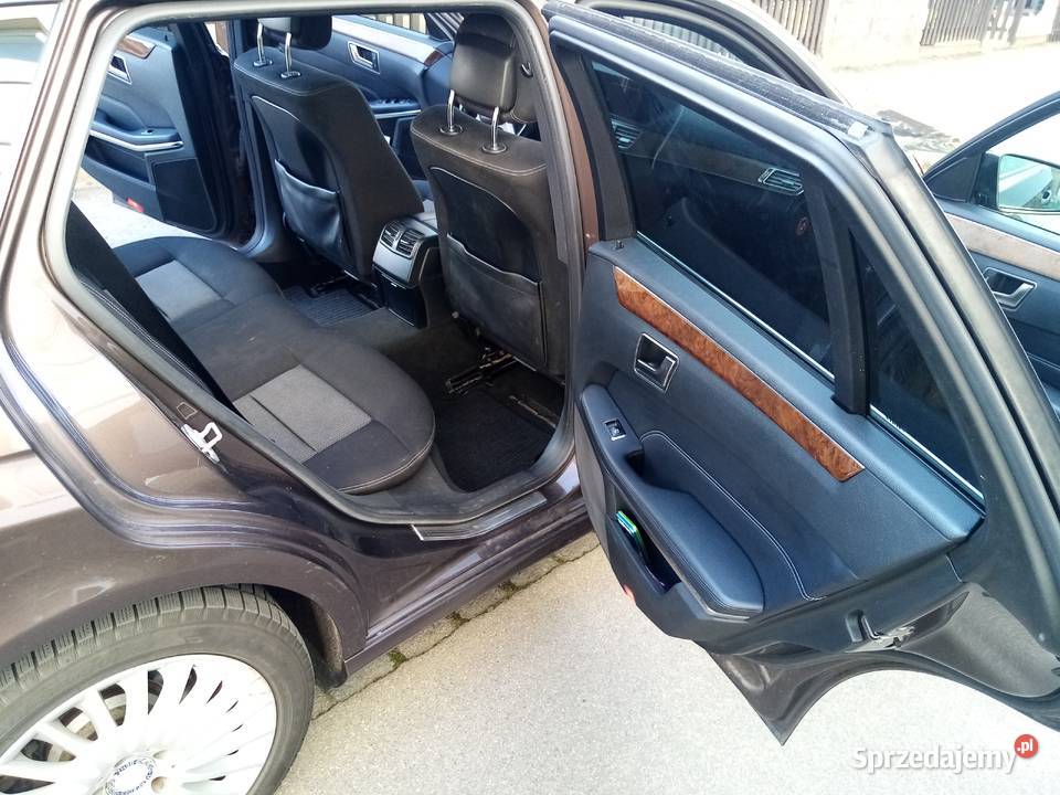 Mercedes E250 gniazdo USB wielkopolskie