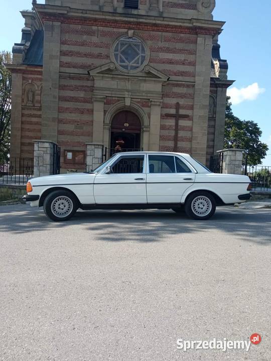 Mercedes w123 nie w114 115 beczka ładny stan W123