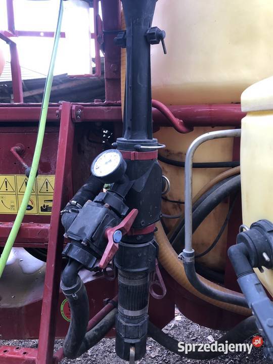 Opryskiwacz Hardi 2400 l 18 m hydrauliczny