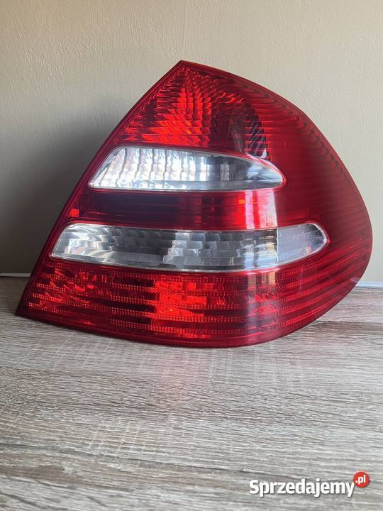 MERCEDES E KLASA W211 SEDAN 20022006r LAMPA śląskie Katowice