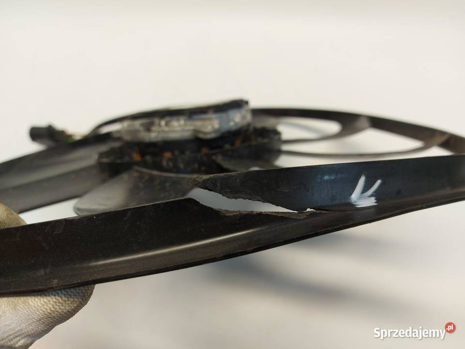 VW ID4 11A 2024r SUV 5D WENTYLATOR CHŁODNICY