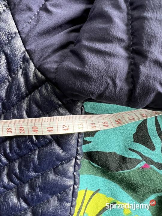 Kurtka zimowa damska Guess USA France prada Przysieki sprzedam