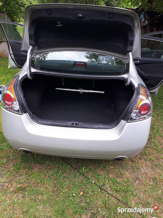 Nissan Altima 25S Benzyna