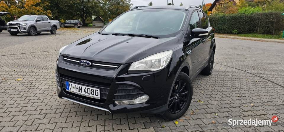 Świeżo sprowadzony Ford Kuga z 2014 roku Krasnobród