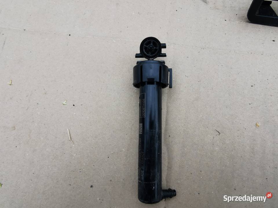 Spryskiwacz lampy prawy rh Volvo v60 2 II s60 3 wielkopolskie Sieraków