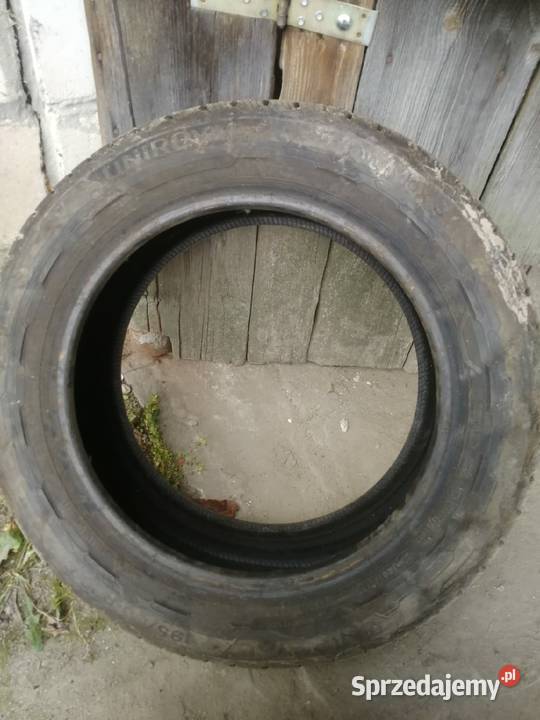 1956016 C opona zimowa wzmacniania uniroyal 60 świętokrzyskie Piestrzec sprzedam