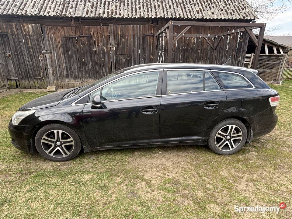 Sprzedam toyotę avensis t27 325km Kalisz