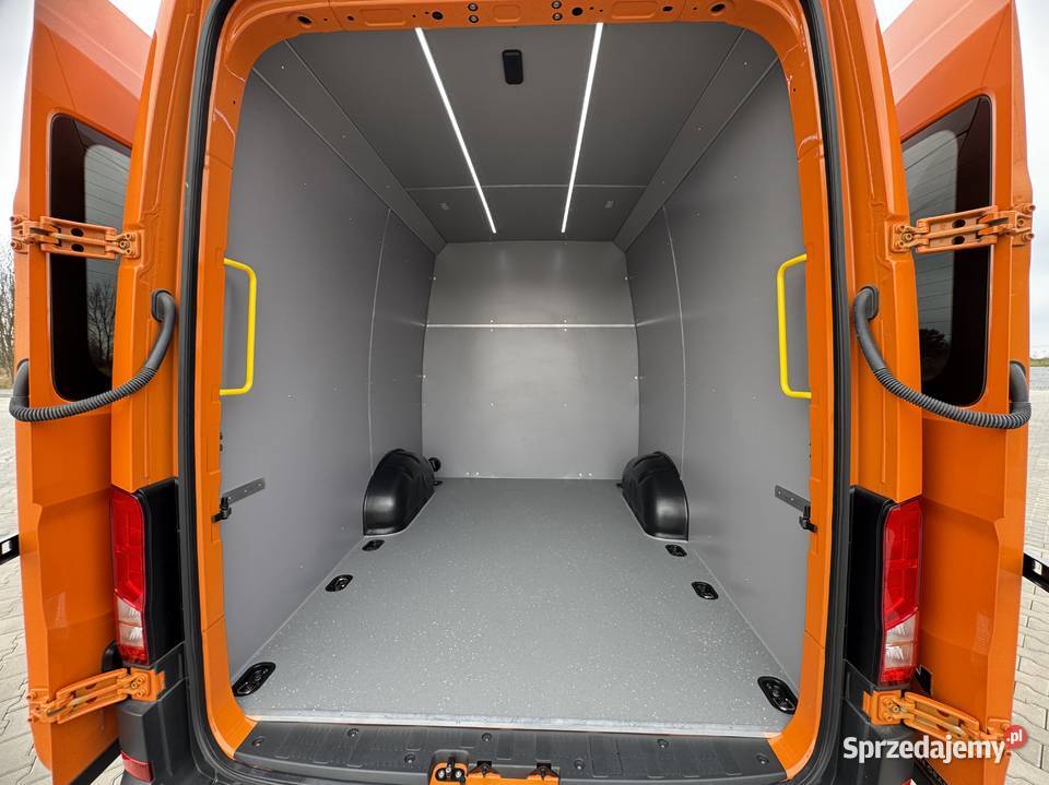 VW Crafter Man TGE 3180 2025 9Osobowy LONG L5H3 świętokrzyskie Daleszyce