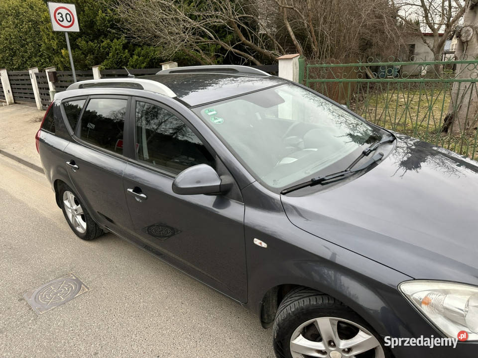 Kia Ceed Klimatronik 8 airbag alufelgi nowe garażowany Wejherowo