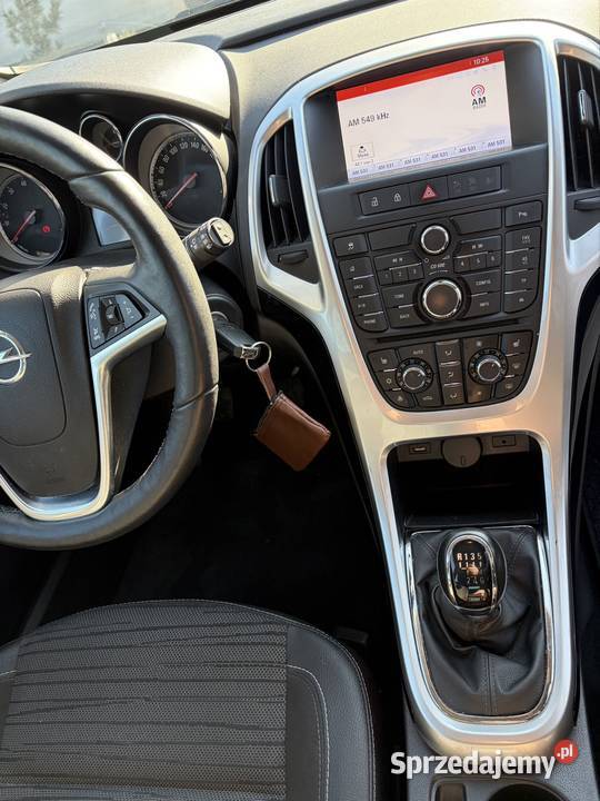 Opel Astra 14T Benz HB lakier metallic