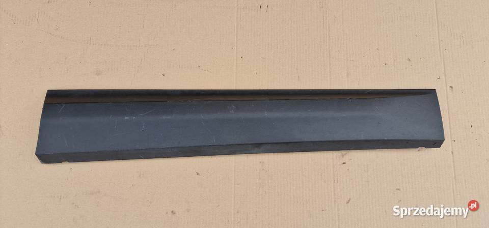 SKODA KODIAQ LISTWA DRZWI PRAWY PRZÓD 565854940 Karoseria Bieleń sprzedam