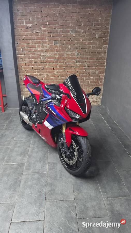 Honda Cbr 1000RR 2023 Doinwestowana Carbon nie Przystajń sprzedam