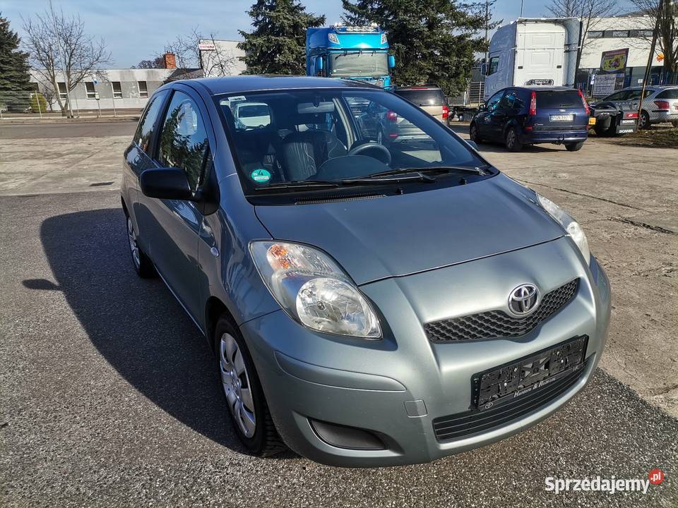 Toyota Yaris 14 D4D z Niemiec Gniezno