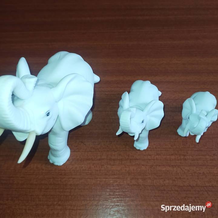 Porcelanowe słonie Zestaw trzech ozdobnych Bytom