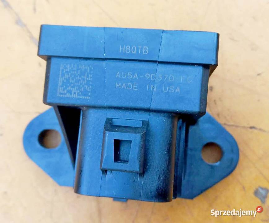 FORD FOCUS MK III MODUŁ POMPY PALIWA AU5A9D370FC osobowe mazowieckie Radom