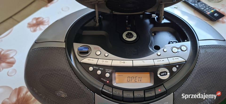 Radiomagnetofon Sony CFDRS60CP CD USB stan Kielce sprzedam