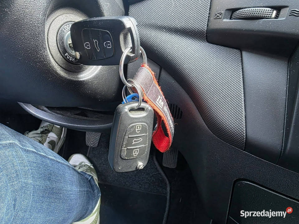 Hyundai i30 14 Benzyna 108 Dwa klucze Dwa ESP Słupsk